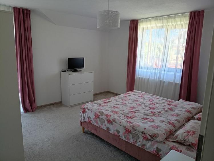 Casă cu 3 camere în Predeluț