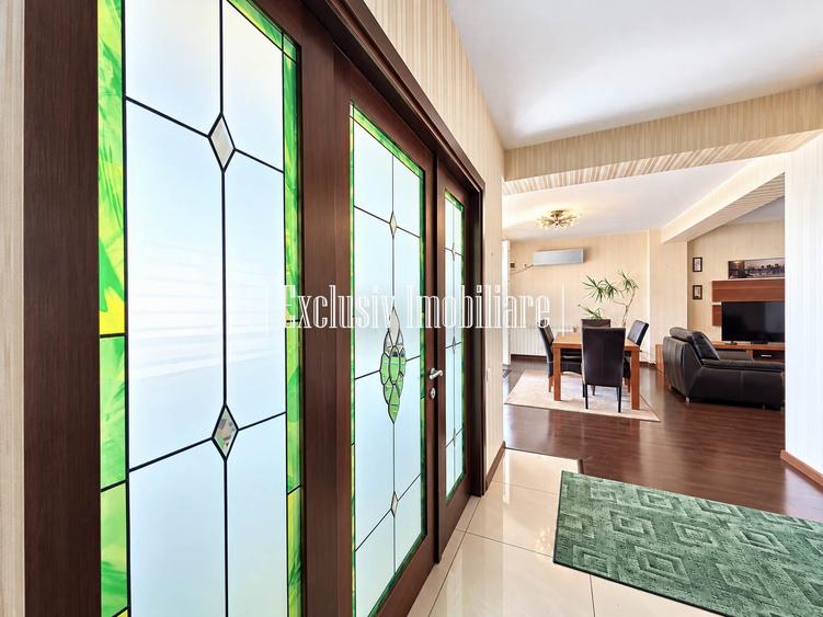 Apartament cu 3 camere decomandat în Ultracentral