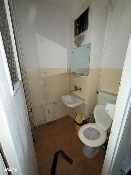 Apartament cu 3 camere decomandat în Republicii