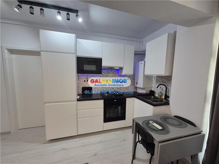 Apartament cu 2 camere decomandat, mobilat în Central