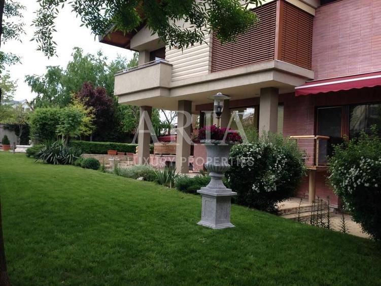 Casă individuală cu 6 camere cu Piscina în Pipera