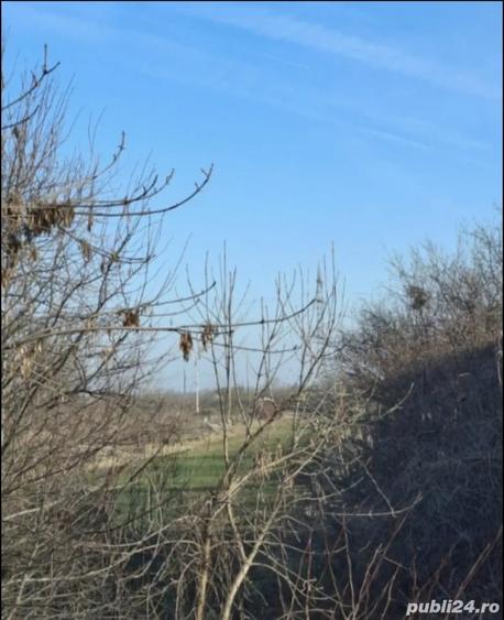 Teren de 2600 mp, în Călugăreni