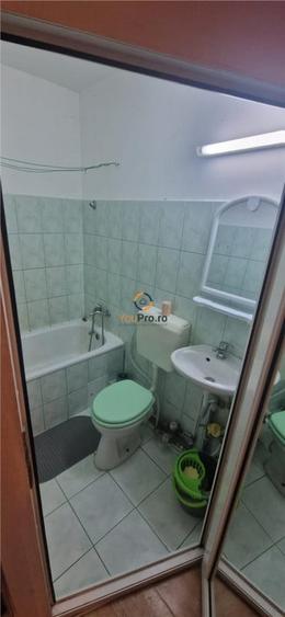 Garsonieră în Girocului