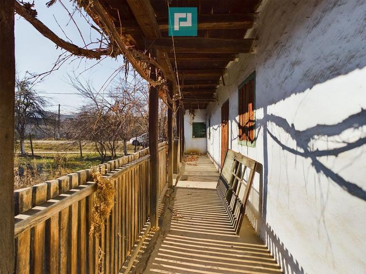 Casa rustica de vanzare in Tau? - 1