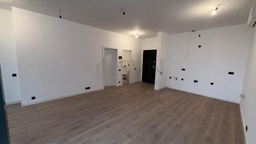 Apartament cu 2 camere semidecomandat în Pipera