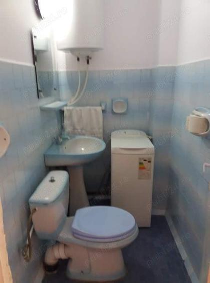 Apartament cu 4 camere semidecomandat în Orșova