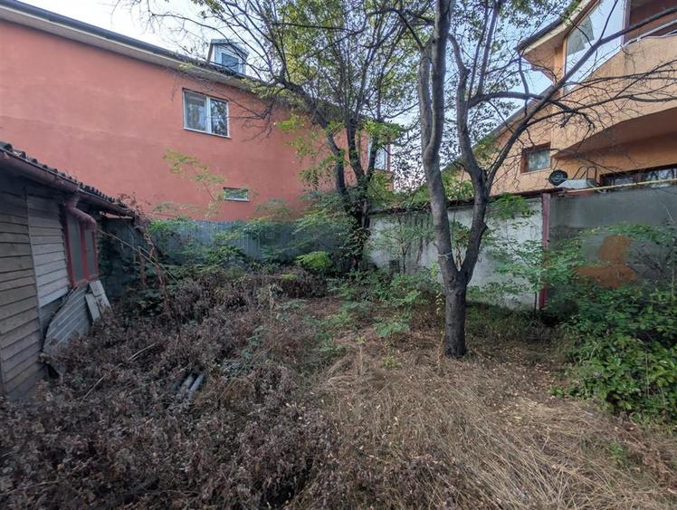 Teren Construcții intravilan de 178 mp, în Apollo