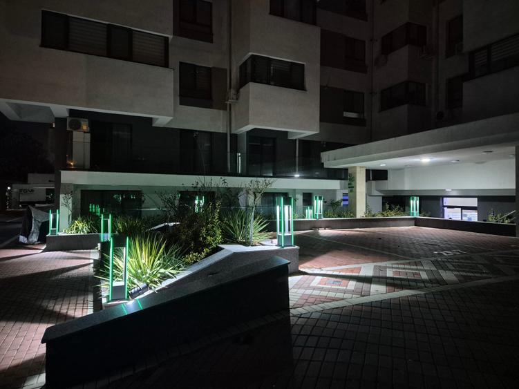 Apartament cu 2 camere semidecomandat în Trafic Greu