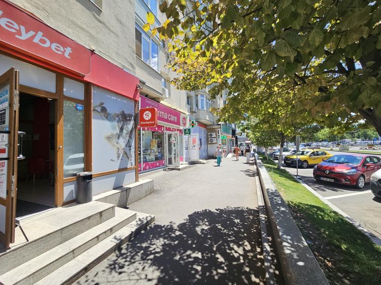 Spațiu comercial, de 75 mp, în Berceni