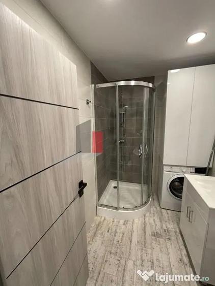 Apartament cu 2 camere decomandat, mobilat în P-ța Alba Iulia