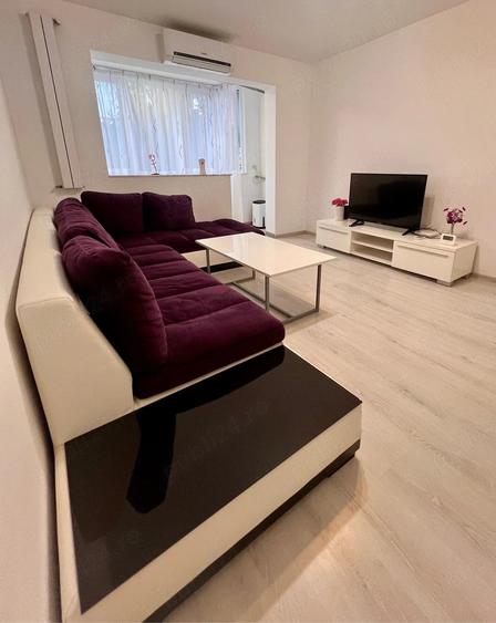 Apartament cu 3 camere semidecomandat în Astra