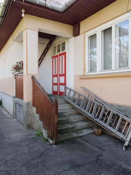 Casă individuală cu 3 camere cu Canalizare în Unirii