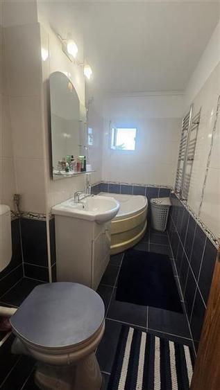 Apartament cu 2 camere decomandat, mobilat în Rahova