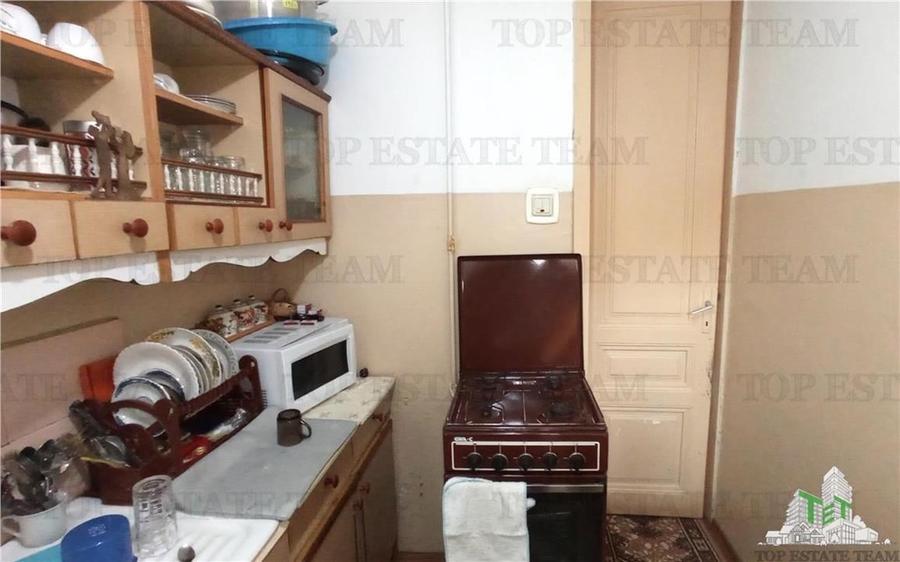 Casă individuală cu 3 camere cu Canalizare în Calea Călărașilor