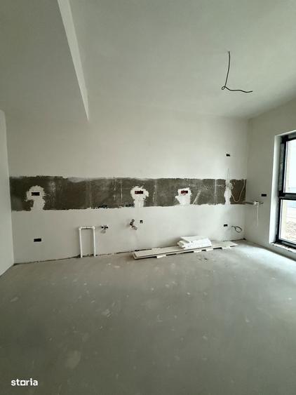 Casă cu 4 camere cu Teren 175 Mp în Industriilor
