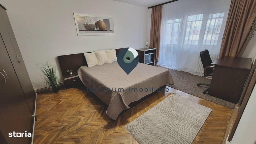 Apartament cu 3 camere decomandat, mobilat în Între Lacuri