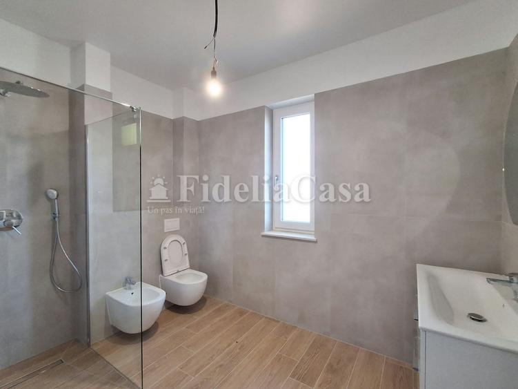 Casă cu 4 camere cu Teren 528 Mp în Breazu