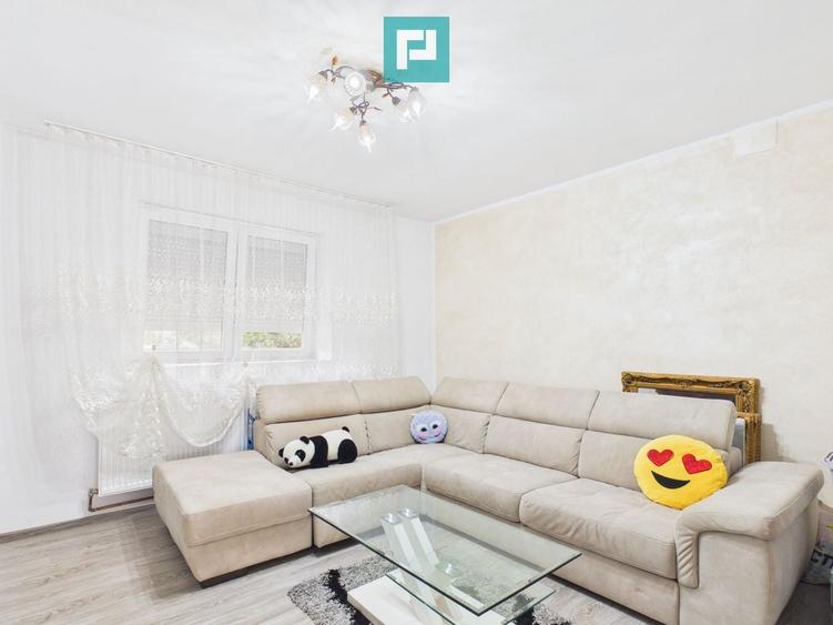 Casă individuală cu 3 camere cu Canalizare în Central