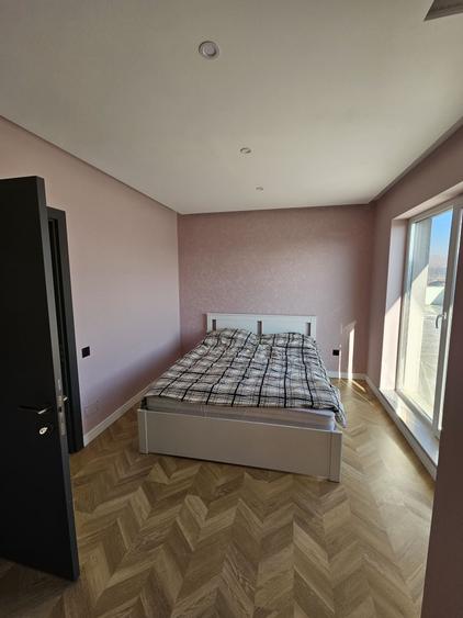 Apartament cu 2 camere decomandat în Florești
