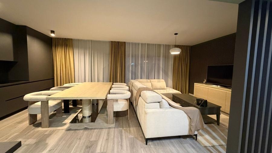 REA1025183 Apartament 4 Camere cu CURTE I De Vanzare I Pipera - 1