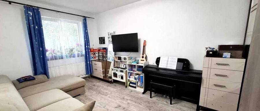 Apartament cu 2 camere decomandat, mobilat în Florești