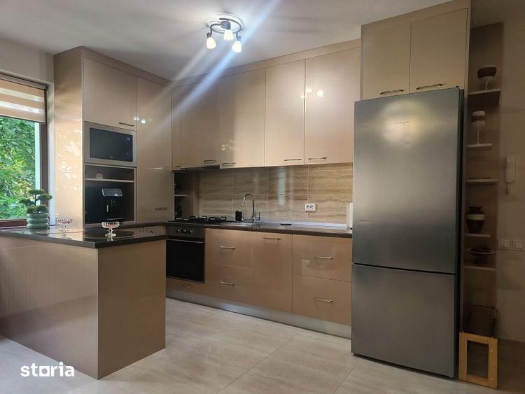 Apartament cu 3 camere decomandat, mobilat în Bună Ziua