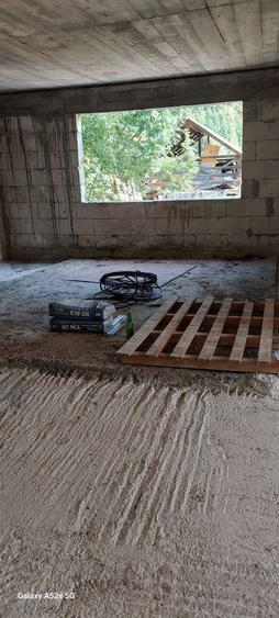 Casă cu 4 camere în Ciungetu