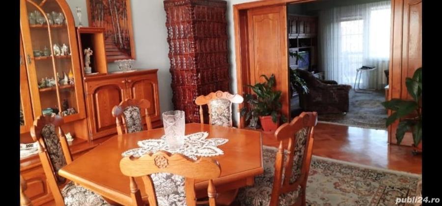 Casă cu 5 camere cu Teren 1124 Mp în Recaș