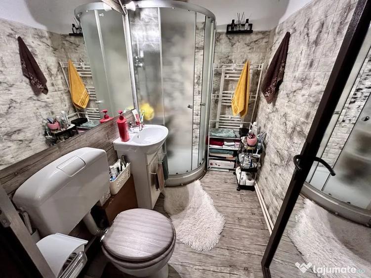 Apartament cu 2 camere semidecomandat în Cina