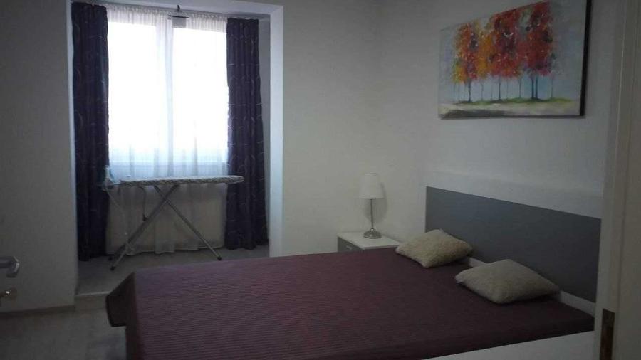 Apartament cu 4 camere decomandat în Central
