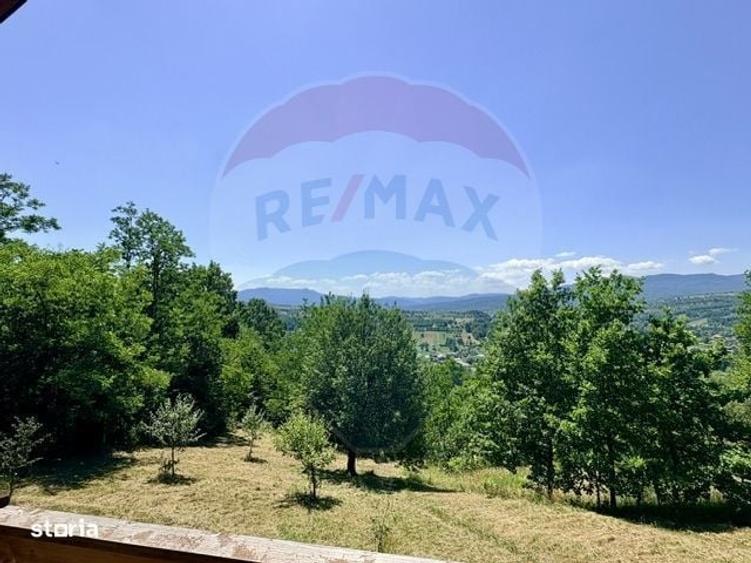 Casă în Ferești