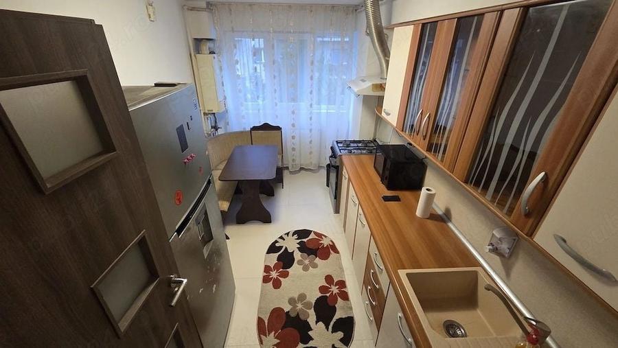 Apartament cu 2 camere semidecomandat, mobilat în Militari