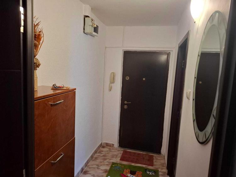 INCHIRIERE APARTAMENT 2 CAMERE Craiova , Cartier Craiovita Noua - 2