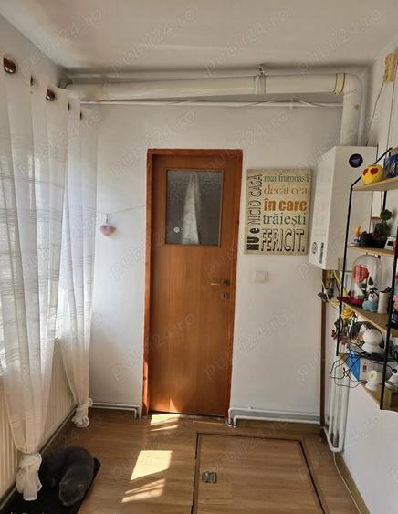Casă cu 3 camere cu Teren 100 Mp în Câmpinița
