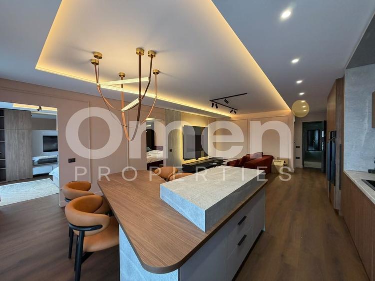 Apartament cu 3 camere semidecomandat, mobilat în Ultracentral