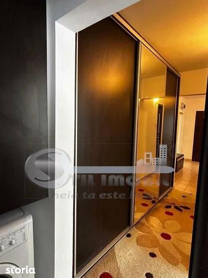 Apartament cu 3 camere decomandat în Canta