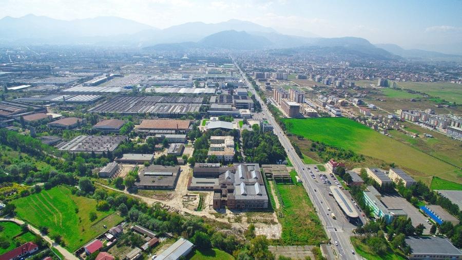 Teren Construcții intravilan de 90000 mp, în 13 Decembrie