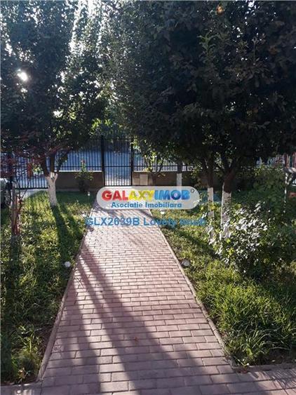 Casă cu 5 camere cu Teren 250 Mp în Central