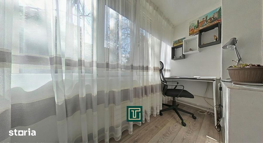 Apartament cu 3 camere decomandat, mobilat în Aurel Vlaicu