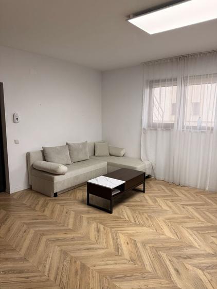 Apartament cu 2 camere în Florești