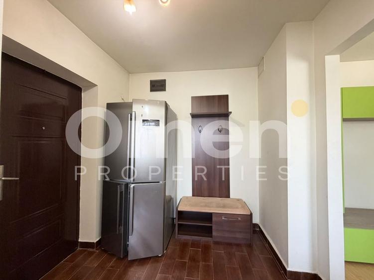 Apartament cu 2 camere semidecomandat, mobilat în Ultracentral