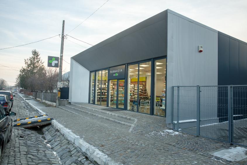 Spațiu comercial, 120 mp în Greci