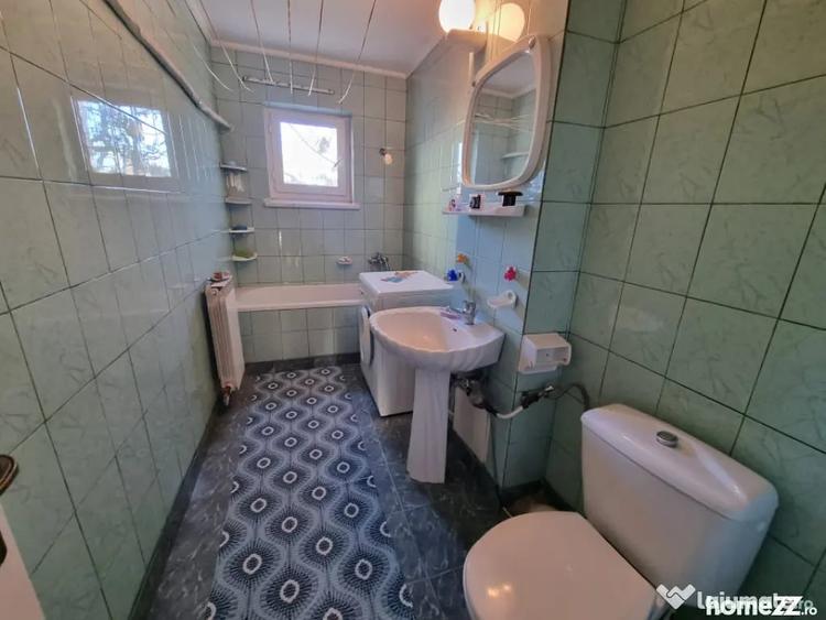 Apartament cu 3 camere decomandat în 9 Mai