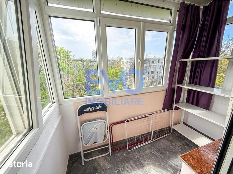 Apartament cu 2 camere semidecomandat în Podu Roș