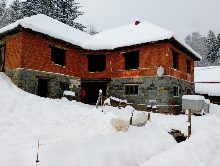 Apartament cu 2 camere în Hălmagiu