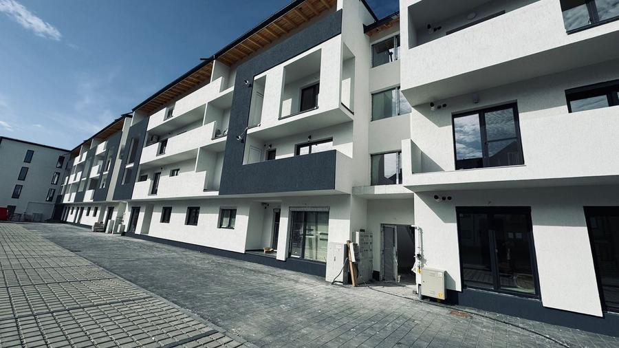 Apartament cu 2 camere decomandat în Hipodrom 3