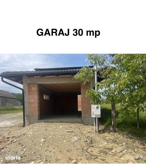 Casă cu 4 camere cu Teren 500 Mp în Poplaca