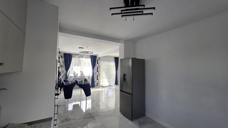 Duplex cu 3 camere cu Piscina în Dumbrăvița