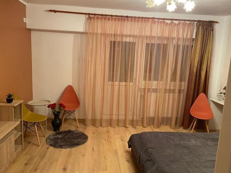 Garsonieră decomandată în Nicolina