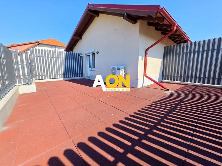Apartament cu 2 camere decomandat, mobilat în Central